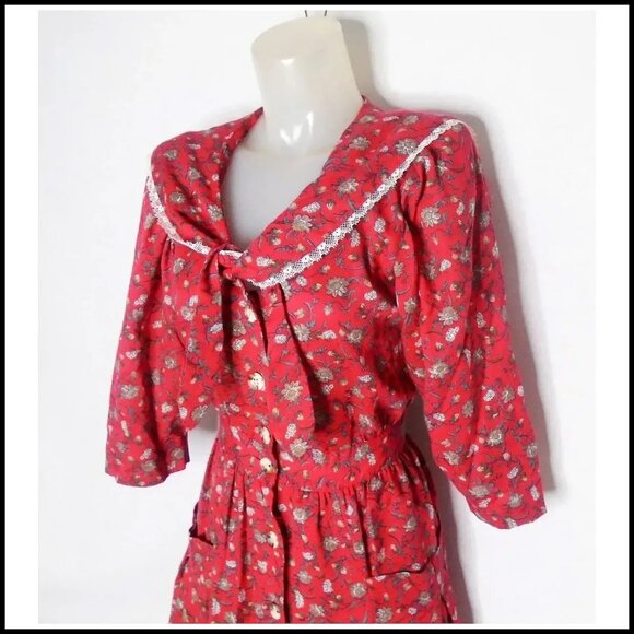 40s Style Red Dress, Sailor Collar Floral Frock with Pockets VFG 80s Vintage - Picture 6 of 14